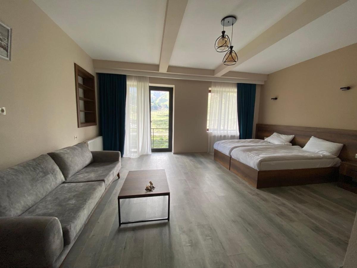 Hotel Axien Kazbegi 외부 사진