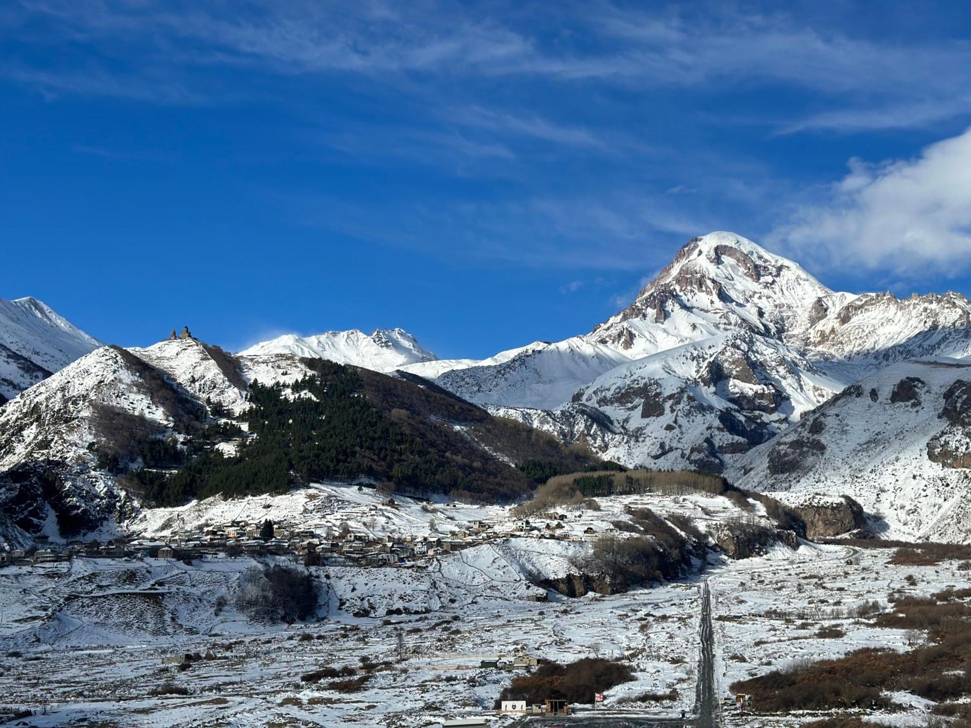 Hotel Axien Kazbegi 외부 사진