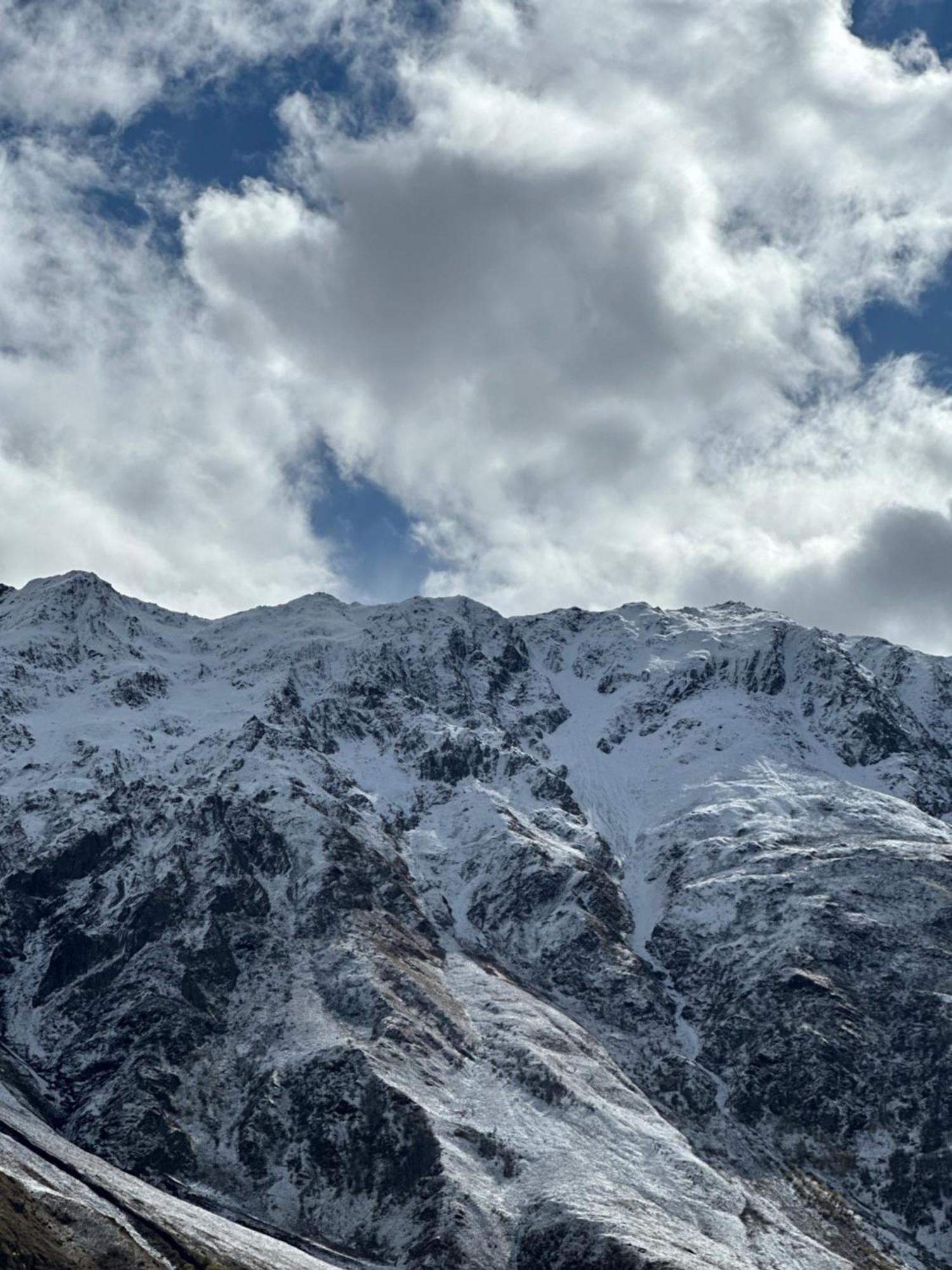 Hotel Axien Kazbegi 외부 사진